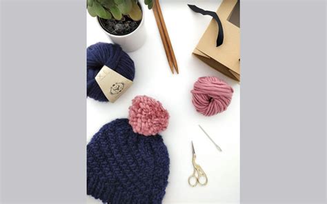 Win a beginners knitting kit | Good To Know Competitions