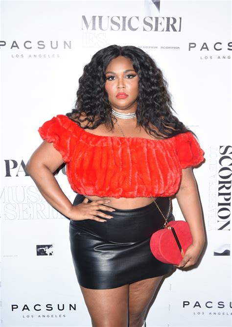 Lizzo’s Best Red Carpet Fashion Moments Rewrite the Rules