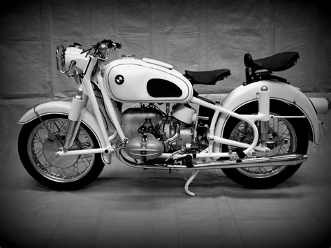 1969 BMW R69S - Poshjar - Shannons Club