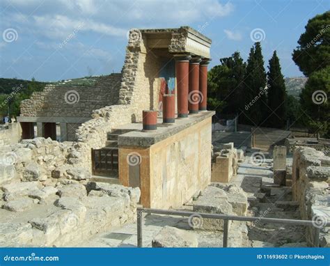 Ruins In Minotaur Labyrinth Stock Photography - Image: 11693602