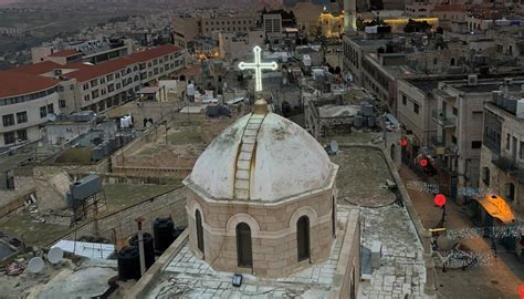 Pilgrims celebrate Christmas in Bethlehem | Newshub