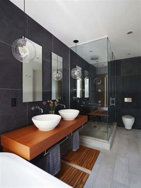 Sleek New York City townhouse exhibits eye-catching details | Bathroom ...