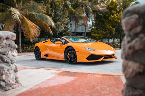 2018 Lamborghini Huracan Spyder – Orange | MVP Miami Exotic Rentals