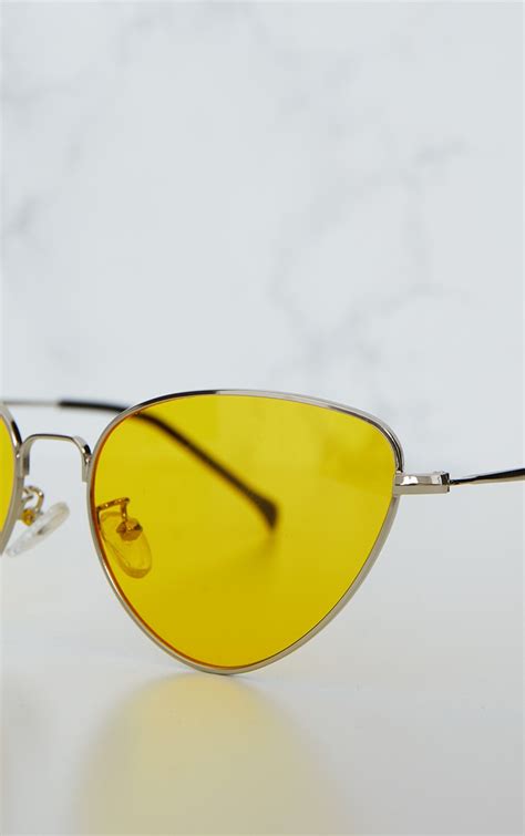 Yellow Cat Eye Lense Retro Sunglasses | PrettyLittleThing AUS