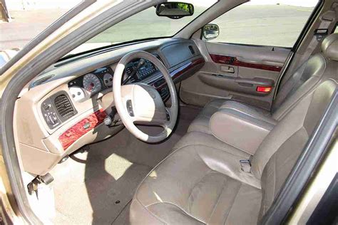 2000 Mercury Grand Marquis: Review of a Great Used Car