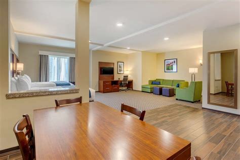 Comfort Suites Burlington near I-5 Burlington, Washington, US ...