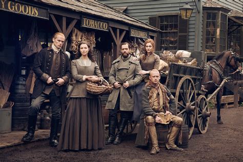 'Outlander': Sophie Skelton, Richard Rankin & More Tease Season 6 ...