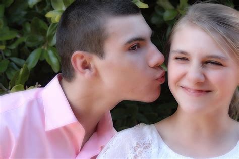 Boy Kissing Girl Free Stock Photo - Public Domain Pictures