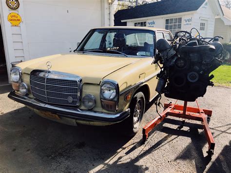 I’m going to stuff a 4.5L M117 into my W114 280 sedan. : r/mercedes_benz