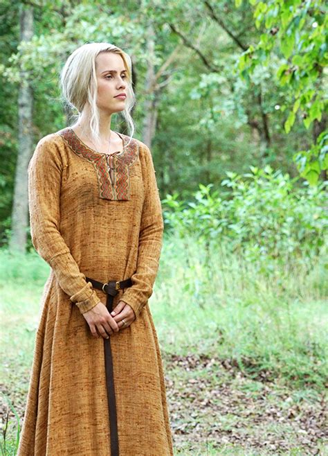 Claire Holt in ‘The Originals’ (2013). x | Viking dress, Fantasy dress, Medieval fashion