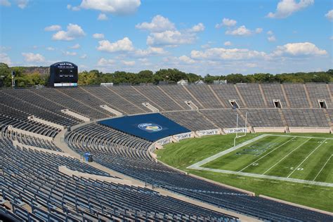 Yale Bowl — The New Haven Preservation Trust