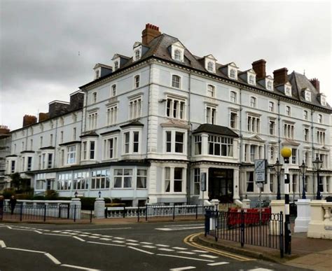 🥇10 Most Loved Seafront hotels in Blackpool For 2020 - Hotel 4 U