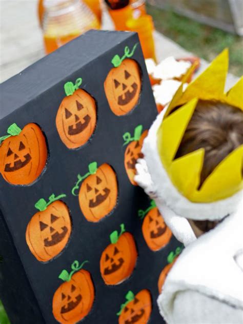 Halloween Party Game: Pumpkin Pickin' | HGTV