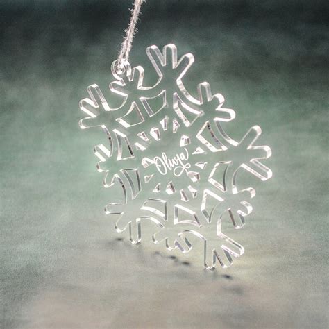 PERSONALIZED ACRYLIC SNOWFLAKE // Snowflake Christmas Tree - Etsy