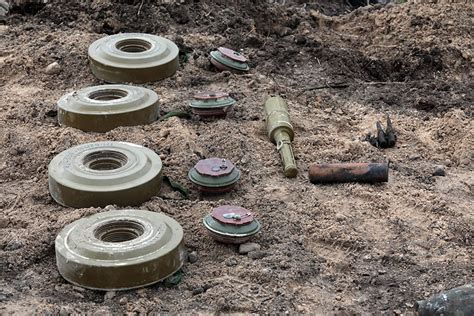 Ukraine Landmine Use Under Scrutiny | Arms Control Association