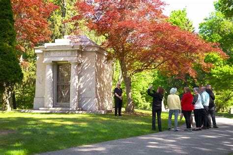 History of Glenwood Historical Cemetery & Arboretum in Flint, Michigan