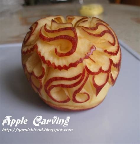 GarnishFoodBlog - Fruit Carving Arrangements and Food Garnishes: Apple Carving For Today