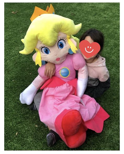 4FT Good stuff Nintendo Super Mario PRINCESS PEACH Jumbo Plush Doll ...