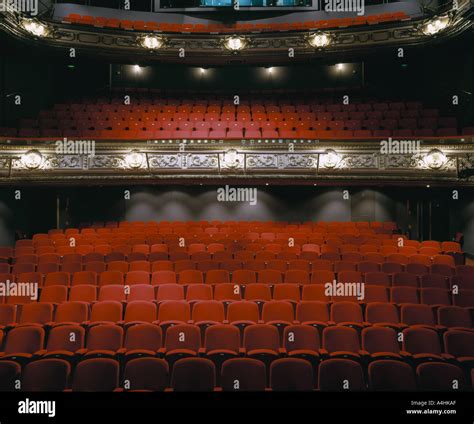 WATFORD PALACE THEATRE, WATFORD, UK Stock Photo - Alamy