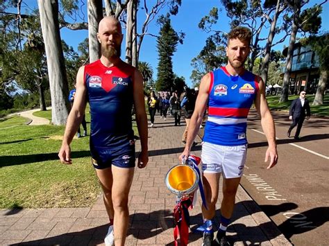 Unusual AFL grand final build-up in Perth leaves Melbourne, Western ...