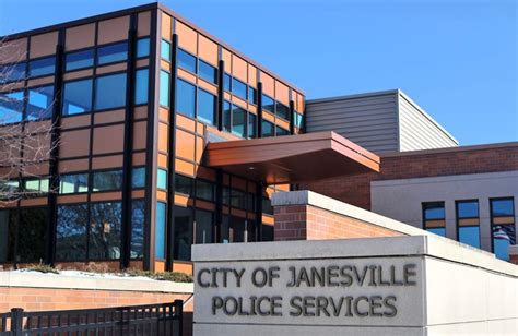 Pending final hiring steps, Chad Pearson will be new Janesville police chief | Local News ...