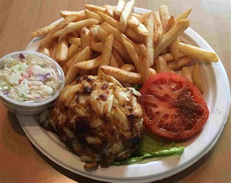 Best Crab Cakes in Baltimore: 10 Best Restaurants