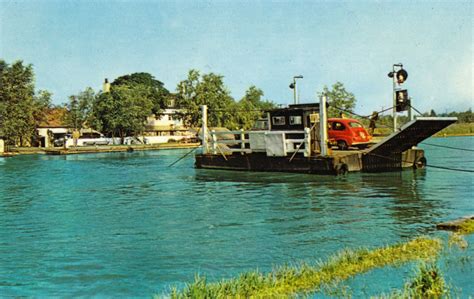 Reedham Ferry - Ferry Photographs - Ferry Postcards