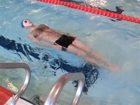 Elementary Backstroke: Swimming Technique and Tips