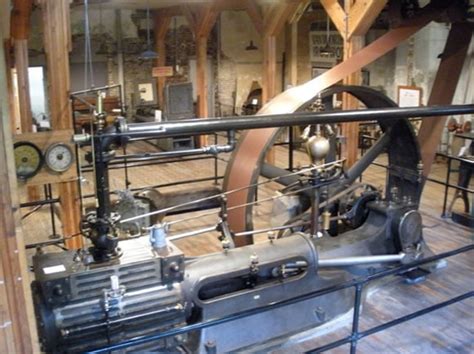 Muskegon Heritage Museum Exhibits Corliss Valve Steam Engine | Museum ...