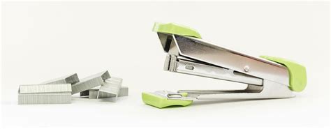 How Many Staples Fit In A Stapler - FitnessRetro