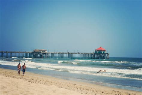 Raspberry Balloon: Huntington Beach, California