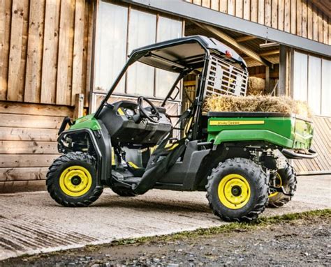 John Deere adds three new models to its Gator range for 2016 - Agriland