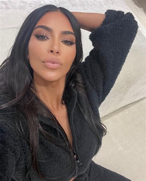 Kim Kardashian Unveils Her Natural Hair Without Extensions: Video | Us ...