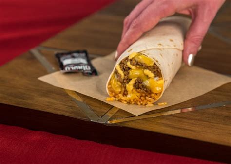 5 Taco Bell Dollar Menu Items To Try If You Love Burritos With All Your ...