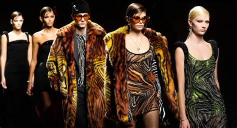 Versace Fall 2020 Ready-to-Wear collectionFashionela