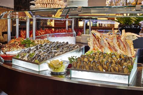 These dinner buffets in Hong Kong have options for everyone