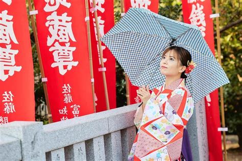 及川愛未さんのインスタグラム写真 - (及川愛未Instagram)「goodmorning rainyday. 雨の日も君を想う🌸🦊☔️ 今日は自由が丘でサロン撮影です💇‍♀️📷 来週は ...