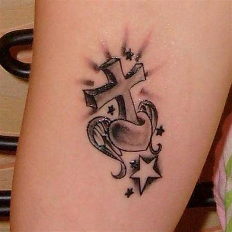 47 Stylish Cross Tattoos For Wrists