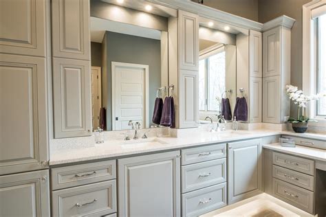 Master Bathroom Cabinet Designs – Everything Bathroom