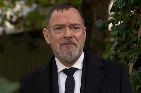 EastEnders' Ian Beale to return for mother Kathy Beale's wedding? | Radio Times