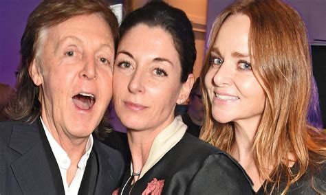 Paul McCartney parties with daughters Mary and Stella | Paul mccartney daughter, Sir paul, Paul ...