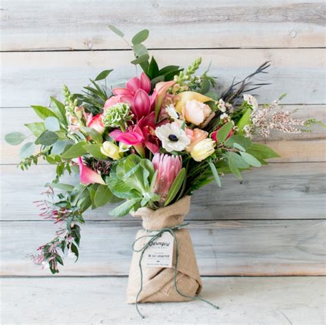 "Burlap Wrapped Bouquet" - Brought to you by Farmgirl Flowers in San Francisco! A beautiful ...