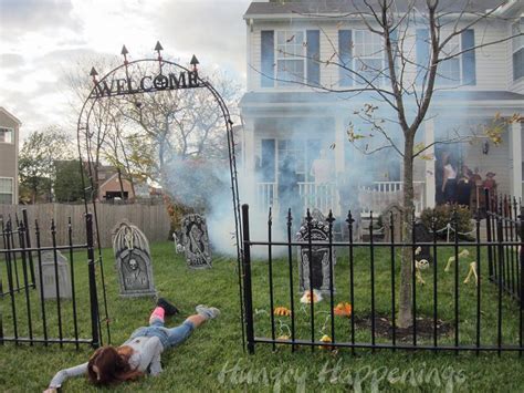 30 Zombie Halloween Displays You Can Make Yourself