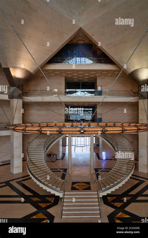 The Museum of Islamic art in Doha, Qatar interior view showing the main hall Stock Photo - Alamy