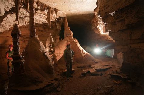 Crevice Cave | Missouri Speleological Survey