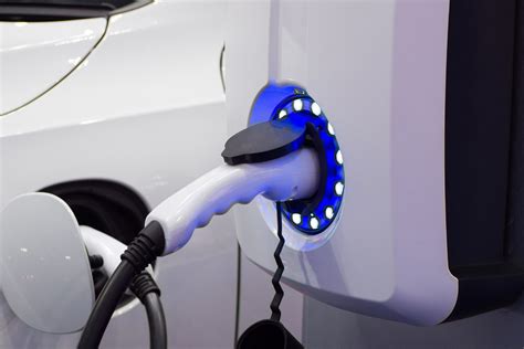 Borne de recharge 7,4 kW : pour quel type de voiture électrique