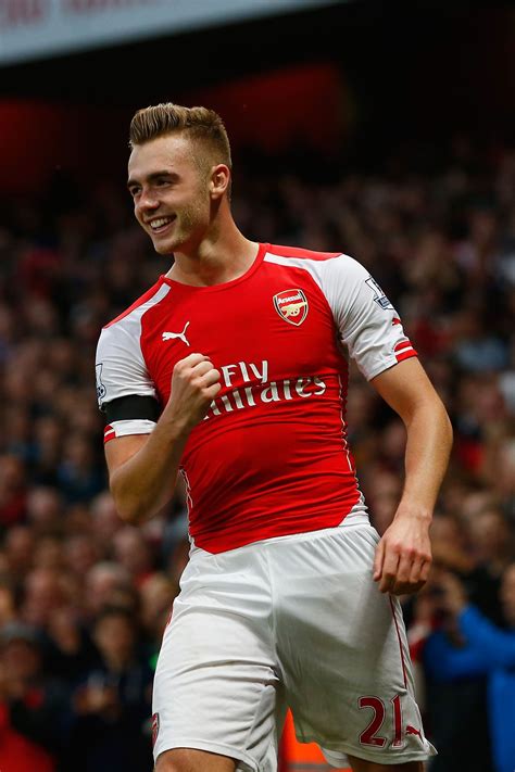 Calum Chambers (Arsenal) | Soccer guys, Soccer, Soccer photography