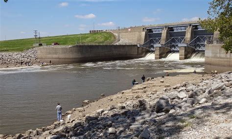 Ben Cantrell's fish species blog: Barkley Dam and Carlyle Dam