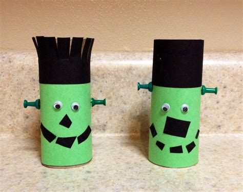 Preschool Halloween Craft - Toilet Paper Roll Frankenstein | Halloween crafts preschool ...