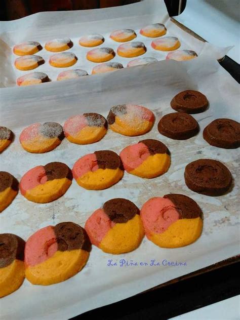 Polvorones~ Mexican-Style Cookies - La Piña en la Cocina